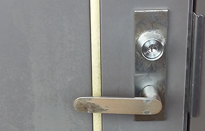 玄関の鍵をWESTのディンプルキーに交換